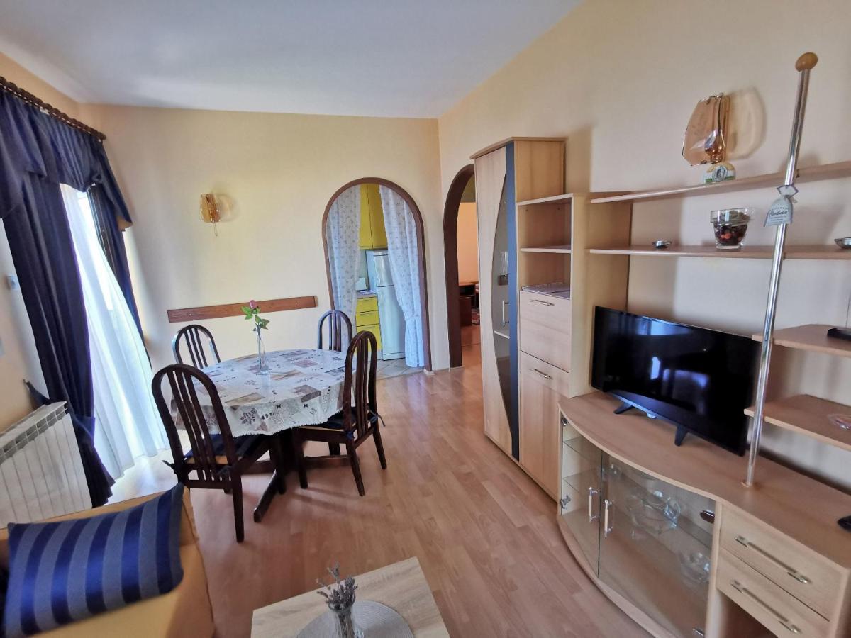 Apartment Delost لوفغان المظهر الخارجي الصورة