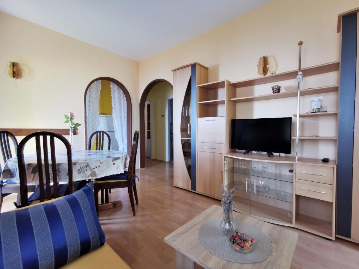 Apartment Delost لوفغان المظهر الخارجي الصورة